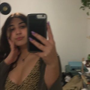 Meet your Posher, Ana